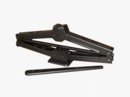 Домкрат установочный Матер. : латунь. .. , Разм. пласт. : 100х100х5–150х150х5 мм в Бишкеке