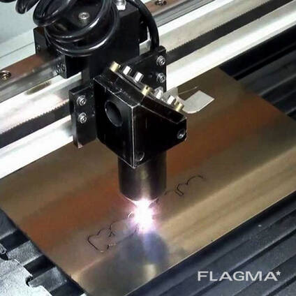 Гравировка лазерная; на фрезерно—гравировальном станке, по стали; оргстеклу