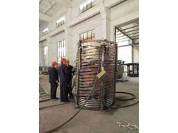 Идукционая электропечь в стальном курсе