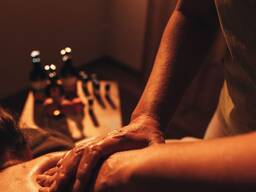 Жалаңаш шұлықтағы ананың онлайн порносын қараңыз