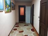 Продается дом в ж/м Арча-Бешик ( Центр) 9 соток ( по документам 8). От Южной Магистрали 60 - фото 2