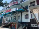 Срочно! Продается действующее коммерческое 3х этажное здание вдоль дороги. - фото 2